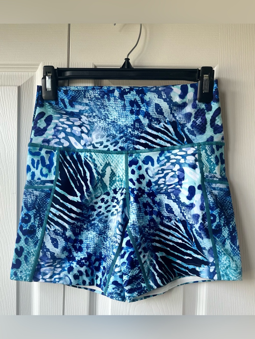 Constantly Varied Gear CVG XS Blue Wild Thang Animal Print Shorts Squat Pockets